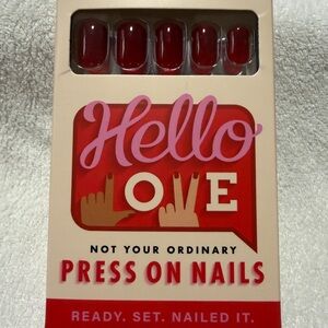 Hello Love Shut Up Richard Short Press-On Nails